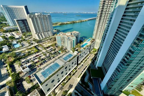 Condominio en venta en Miami, Florida, 1 dormitorio, 61.5 m2 № 1888724 - foto 24