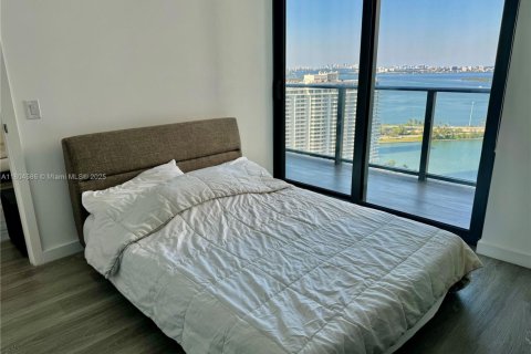 Condominio en venta en Miami, Florida, 1 dormitorio, 61.5 m2 № 1888724 - foto 17