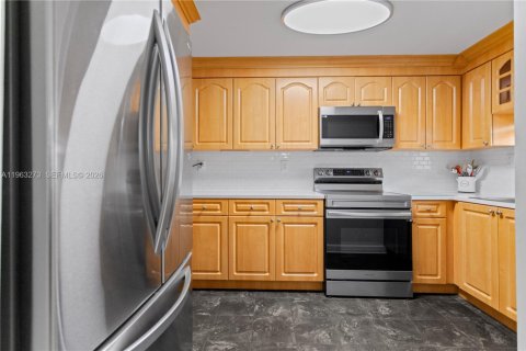 Copropriété à vendre à Pembroke Pines, Floride: 1 chambre, 83.61 m2 № 2025366 - photo 4