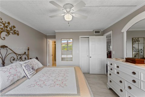 Copropriété à vendre à Pembroke Pines, Floride: 1 chambre, 83.61 m2 № 2025366 - photo 15