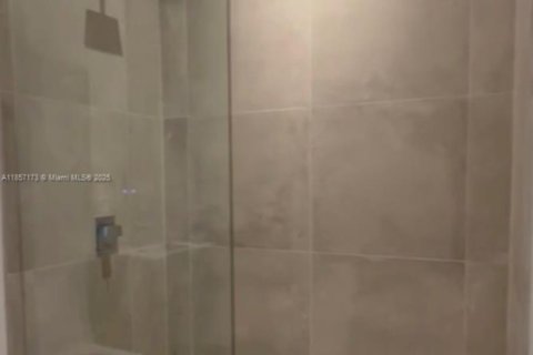 Condominio en venta en Miami, Florida, 1 dormitorio, 39.48 m2 № 1882300 - foto 7