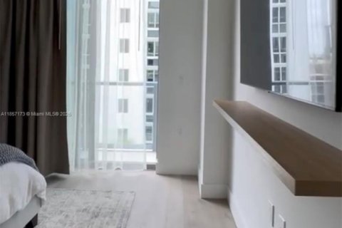 Condominio en venta en Miami, Florida, 1 dormitorio, 39.48 m2 № 1882300 - foto 4
