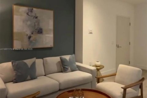 Condominio en venta en Miami, Florida, 1 dormitorio, 39.48 m2 № 1882300 - foto 1