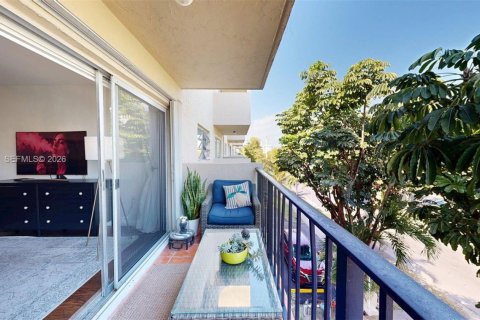 Купить кондоминиум в Норт-Майами-Бич, Флорида 1 спальня, 95.88м2, № 2036034 - фото 9