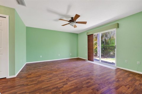House in Lake Suzy, Florida 2 bedrooms, 134.62 sq.m. № 2150943 - photo 17