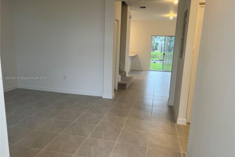 Touwnhouse à vendre à Miami, Floride: 3 chambres, 137.77 m2 № 2153735 - photo 6