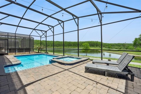 Casa en venta en Kissimmee, Florida, 8 dormitorios, 398.46 m2 № 2215056 - foto 4