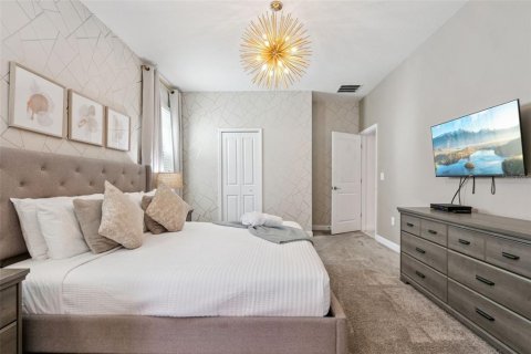 Casa en venta en Kissimmee, Florida, 8 dormitorios, 398.46 m2 № 2215056 - foto 22