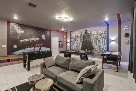 Casa en venta en Kissimmee, Florida, 8 dormitorios, 398.46 m2 № 2215056 - foto 8