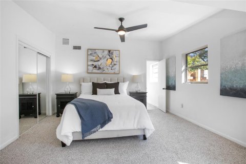 House in Maitland, Florida 4 bedrooms, 255.3 sq.m. № 1574548 - photo 19
