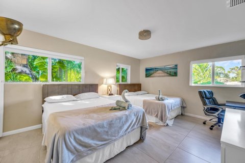 Villa ou maison à louer à Miami, Floride: 3 chambres, 244.33 m2 № 1946692 - photo 9
