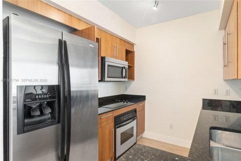 Condominio en venta en Miami, Florida, 1 dormitorio, 78.6 m2 № 2033726 - foto 5