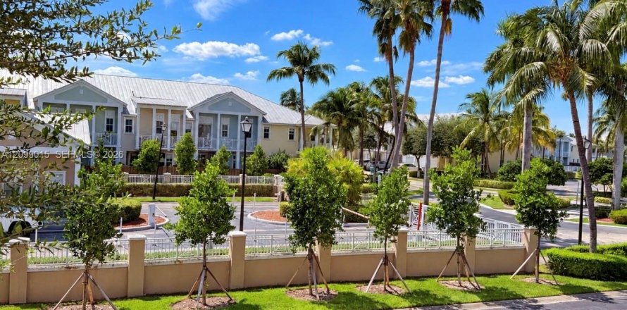Condominio en Doral, Florida, 3 dormitorios  № 2395445