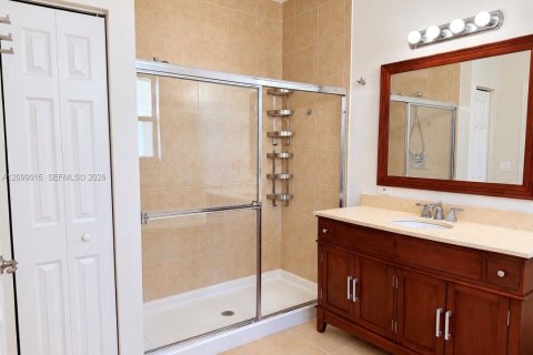 Condominio en alquiler en Doral, Florida, 3 dormitorios, 191.56 m2 № 2395445 - foto 15