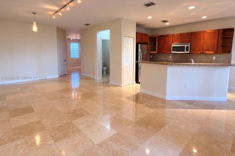 Condominio en alquiler en Doral, Florida, 3 dormitorios, 191.56 m2 № 2395445 - foto 6