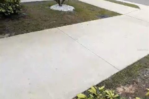 Adosado en venta en Davenport, Florida, 3 dormitorios, 137.5 m2 № 1616900 - foto 20