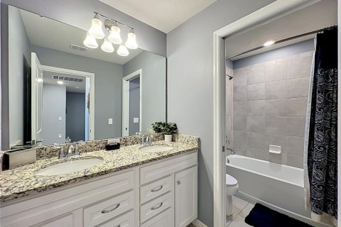 Touwnhouse à vendre à Davenport, Floride: 5 chambres, 213.02 m2 № 2093660 - photo 24