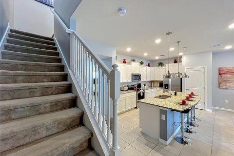 Touwnhouse à vendre à Davenport, Floride: 5 chambres, 213.02 m2 № 2093660 - photo 18