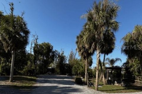 Terreno en venta en Port Charlotte, Florida № 1637128 - foto 13