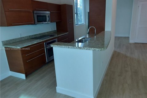 Condo in Sunrise, Florida, 1 bedroom  № 1671408 - photo 16