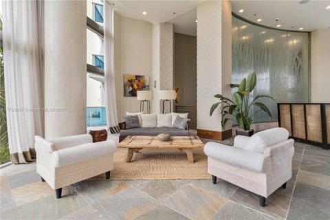 Condo in Sunrise, Florida, 1 bedroom  № 1671408 - photo 7