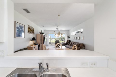 Villa ou maison à vendre à Leesburg, Floride: 2 chambres, 136.47 m2 № 1773541 - photo 14