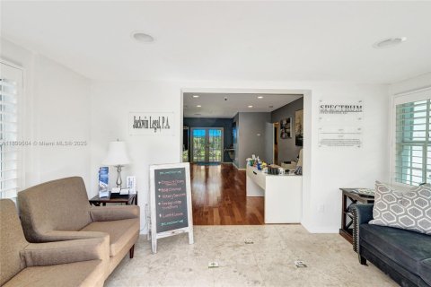 Immobilier commercial à vendre à Fort Lauderdale, Floride № 1954318 - photo 3