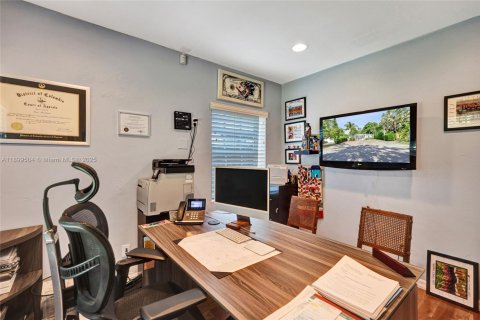 Immobilier commercial à vendre à Fort Lauderdale, Floride № 1954318 - photo 26