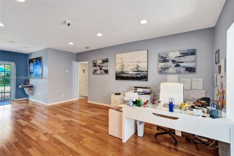 Immobilier commercial à vendre à Fort Lauderdale, Floride № 1954318 - photo 6