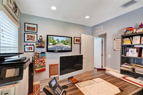 Immobilier commercial à vendre à Fort Lauderdale, Floride № 1954318 - photo 25