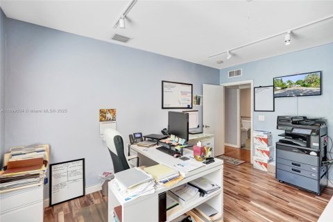 Immobilier commercial à vendre à Fort Lauderdale, Floride № 1954318 - photo 29