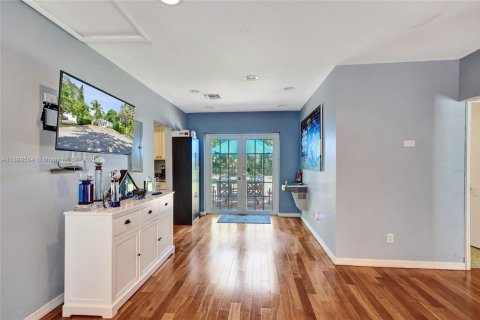 Immobilier commercial à vendre à Fort Lauderdale, Floride № 1954318 - photo 13