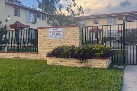 Купить кондоминиум в Майами, Флорида 1 спальня, 52.95м2, № 1971580 - фото 2