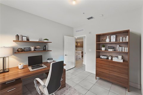 Condo in Doral, Florida, 4 bedrooms in URBANA № 1950514 - photo 7