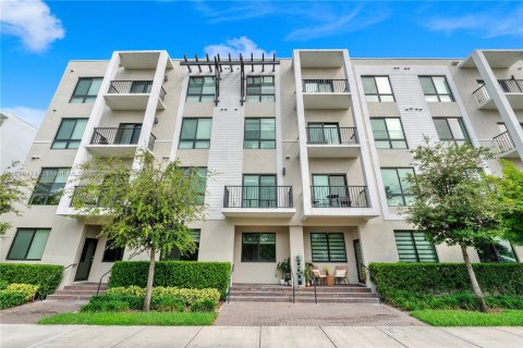 Condo in Doral, Florida, 4 bedrooms in URBANA № 1950514 - photo 2