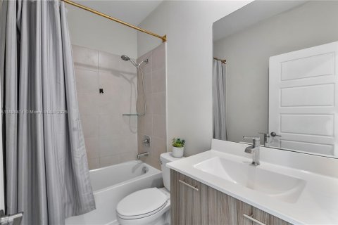 Condo in Doral, Florida, 4 bedrooms in URBANA № 1950514 - photo 11