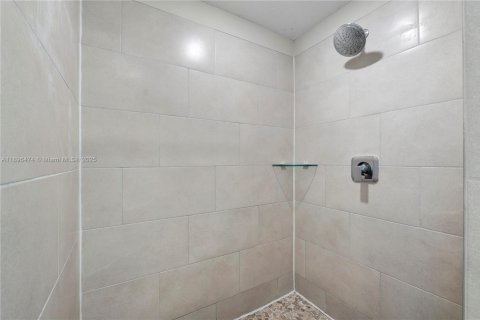 Condo in Doral, Florida, 4 bedrooms in URBANA № 1950514 - photo 15