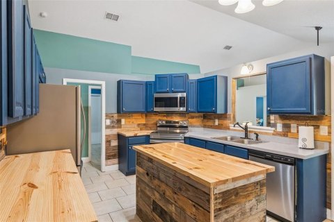 Villa ou maison à vendre à Orange City, Floride: 3 chambres, 149.39 m2 № 2149920 - photo 6