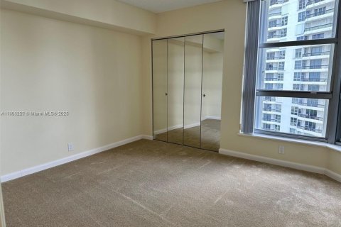 Copropriété à louer à Aventura, Floride: 2 chambres, 134.43 m2 № 1965877 - photo 15