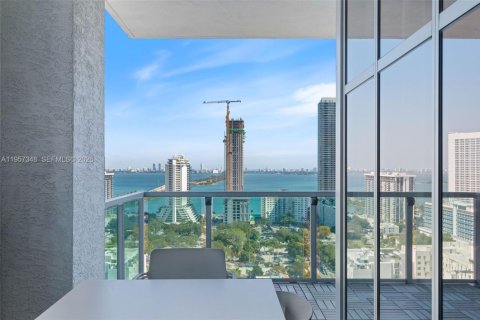 Copropriété à vendre à Miami, Floride: 2 chambres, 117.24 m2 № 2011432 - photo 28