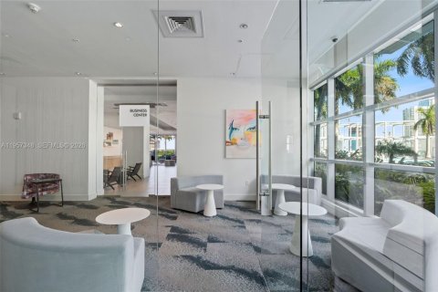 Купить кондоминиум в Майами, Флорида 2 спальни, 117.24м2, № 2011432 - фото 26