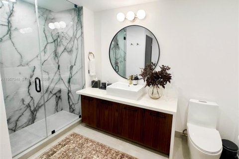 Condominio en venta en Miami, Florida, 2 dormitorios, 117.24 m2 № 2011432 - foto 9