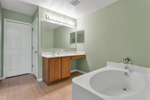 House in Bartow, Florida 4 bedrooms, 261.8 sq.m. № 1856669 - photo 17