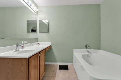 House in Bartow, Florida 4 bedrooms, 261.8 sq.m. № 1856669 - photo 18