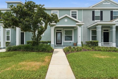Townhouse in Groveland, Florida 3 bedrooms, 153.85 sq.m. № 2202756 - photo 2