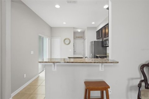 Townhouse in Groveland, Florida 3 bedrooms, 153.85 sq.m. № 2202756 - photo 9