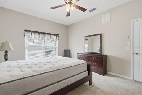 Townhouse in Groveland, Florida 3 bedrooms, 153.85 sq.m. № 2202756 - photo 14