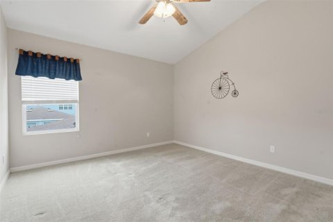 Townhouse in Groveland, Florida 3 bedrooms, 153.85 sq.m. № 2202756 - photo 25