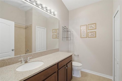 Townhouse in Groveland, Florida 3 bedrooms, 153.85 sq.m. № 2202756 - photo 24