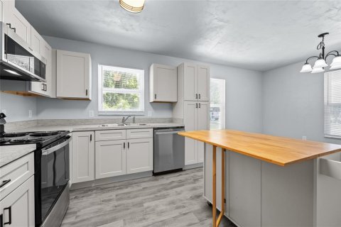 Купить виллу или дом в Гейнсвилл, Флорида 5 комнат, 111.95м2, № 1560349 - фото 3